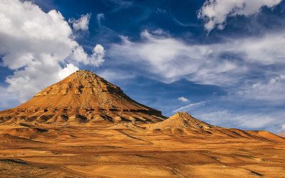 Oasis Bahariya: Menemukan 250 Mumi Emas dan Reruntuhan Kuil Alexander