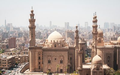 Masjid Sultan Hassan Kairo: Mengagumi Kemegahan Arsitektur Islam Abad ke-14